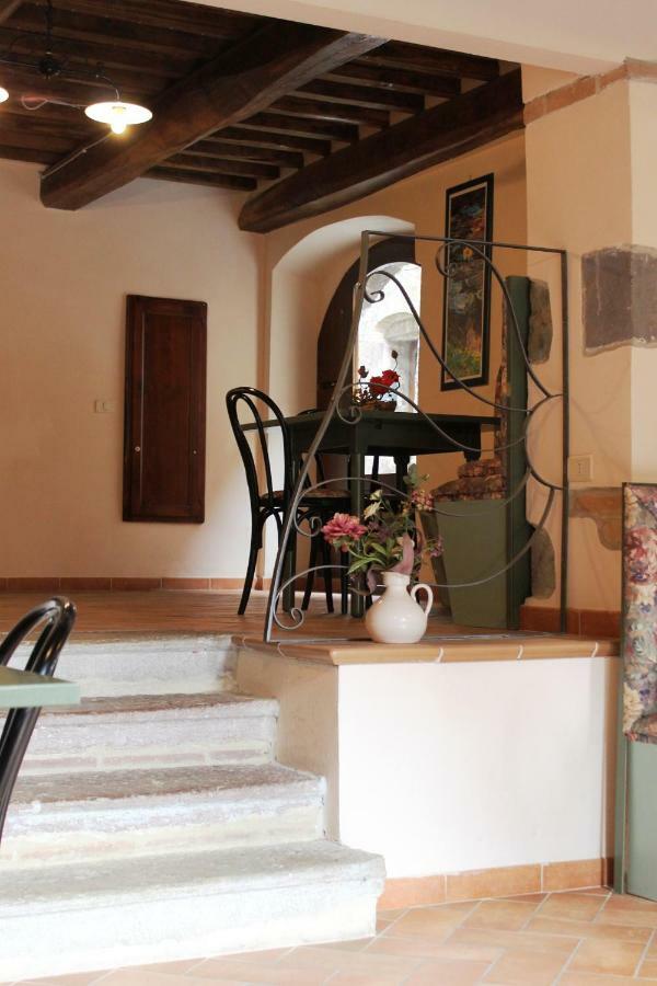 La Casa Del Calzolaio Hotel Radicofani Buitenkant foto