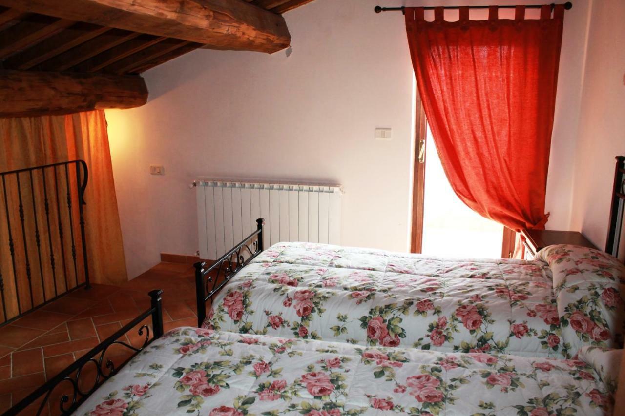 La Casa Del Calzolaio Hotel Radicofani Buitenkant foto