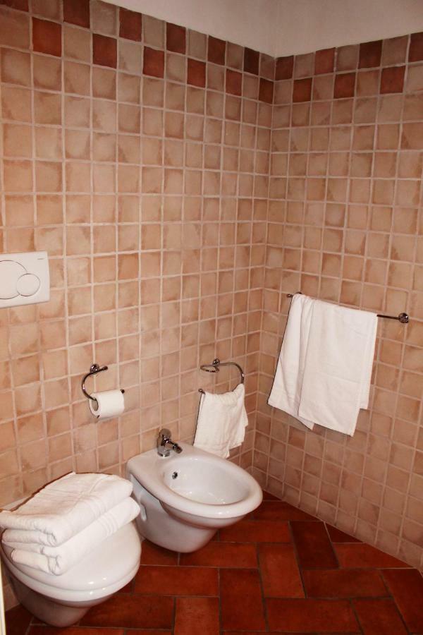 La Casa Del Calzolaio Hotel Radicofani Buitenkant foto
